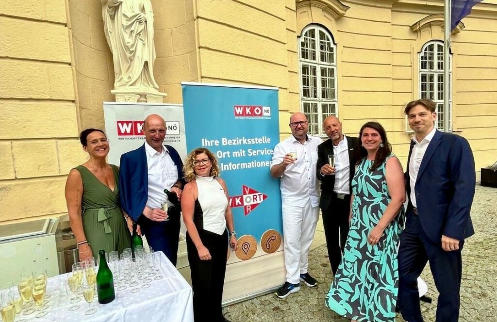 Vorpremiere mit WKO-Sektempfang der Sommeroper Klosterneuburg – Stadtmarketing Klosterneuburg