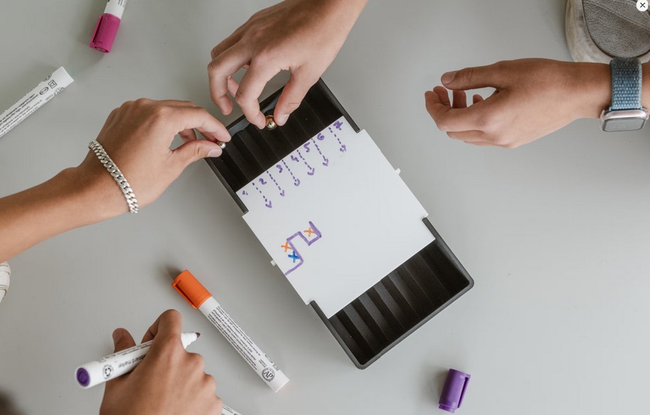 Familienworkshop „Das Unsichtbare sehen & Wissenschaft verstehen“ – Stadtmarketing Klosterneuburg